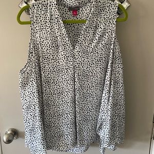 Vince Camuto: Pleat-front, cold-shoulder, hi-Lo blouse. Bell sleeves. B&W w/Gray